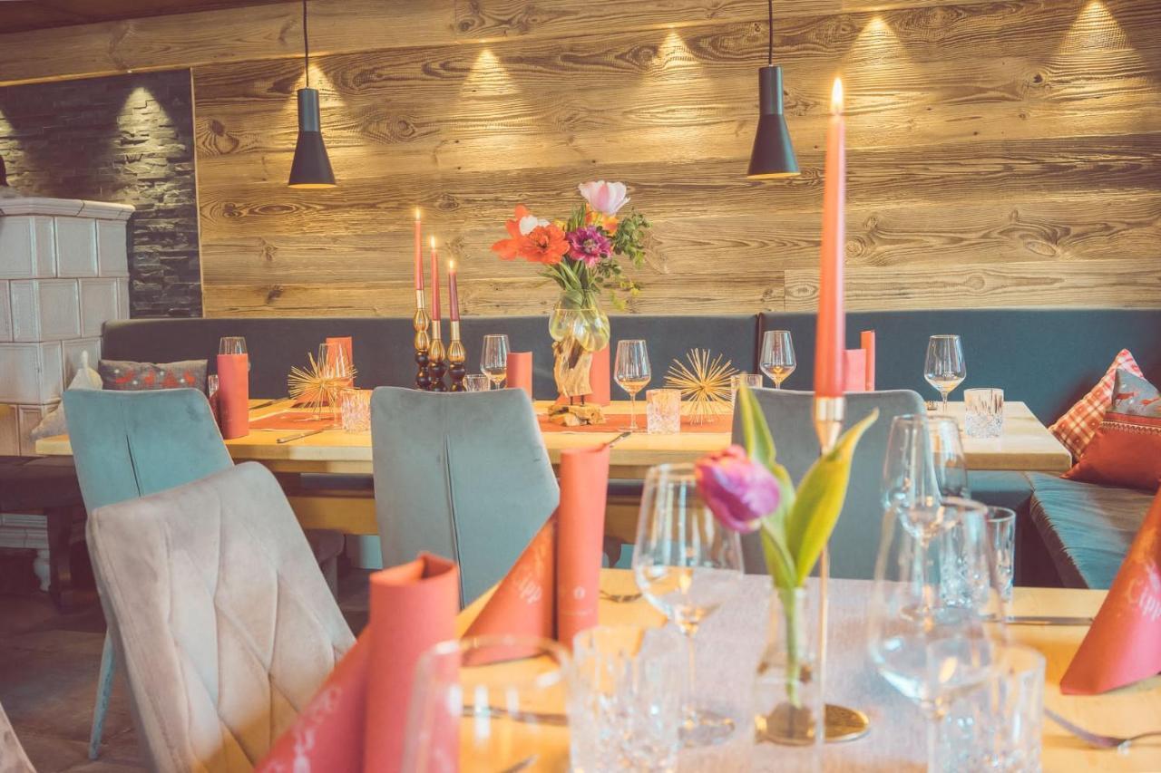 Boutique Hotel Restaurant & Spa Beim Lipp Roßhaupten Buitenkant foto
