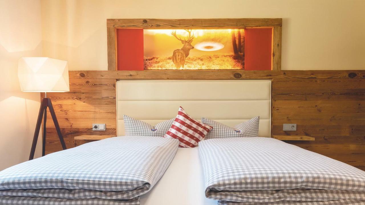 Boutique Hotel Restaurant & Spa Beim Lipp Roßhaupten Buitenkant foto
